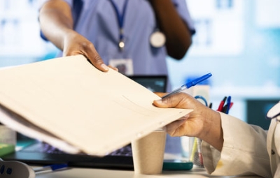 L’aptitude physique d’un salarié constatée postérieurement à son licenciement par une décision judiciaire est prise en compte pour apprécier la légalité de l’autorisation de licenciement