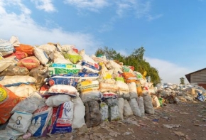 Le préfet est l’autorité compétente pour la police des déchets sur le site d’une installation classée fonctionnant irrégulièrement sans autorisation
