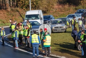 Par un arrêt du 7 mars 2023, la cour administrative d’appel de Toulouse confirme le jugement du tribunal administratif de Nîmes concernant l’absence de responsabilité de l’Etat dans le cadre d’un préjudice causé à la société Lib Industries suite aux actions de blocage et filtrage des gilets jaunes