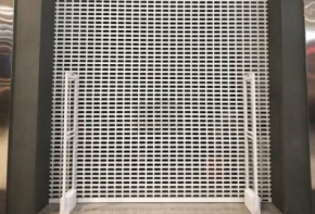 La cour retient la responsabilité sans faute de l’Etat à l’occasion de la fermeture d’un hypermarché pour empêcher l’intrusion de manifestants.