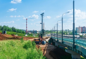 Le principe de desserte à respecter d’une opération d’aménagement et de programmation d’un plan local d’urbanisme n’étant pas divisible de cette opération, les conclusions tendant à sa seule annulation sont irrecevables